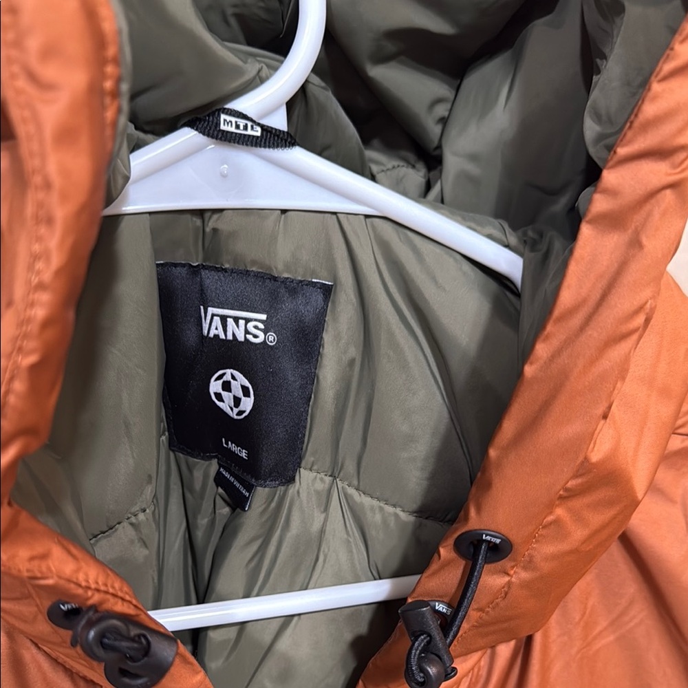 Vans women’s Quilted Jacket - Orange and Green - Picture 2 of 8